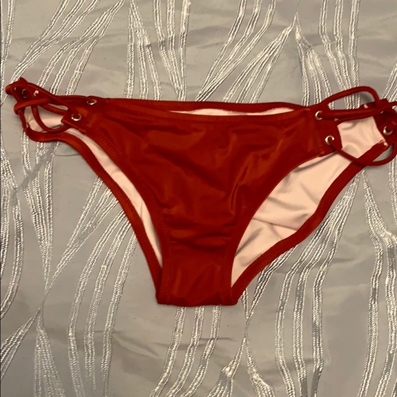 NWOT bikini bottom - Picture 2 of 5